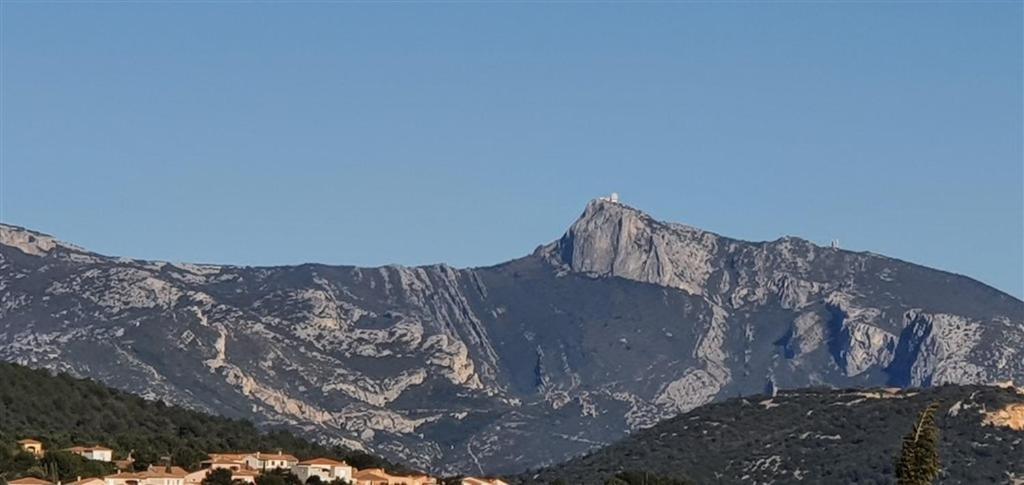 Villa T3 A 10' De Cassis - Piscine Privee Et Cuisine D'Ete Exterieure Carnoux-en-Provence المظهر الخارجي الصورة