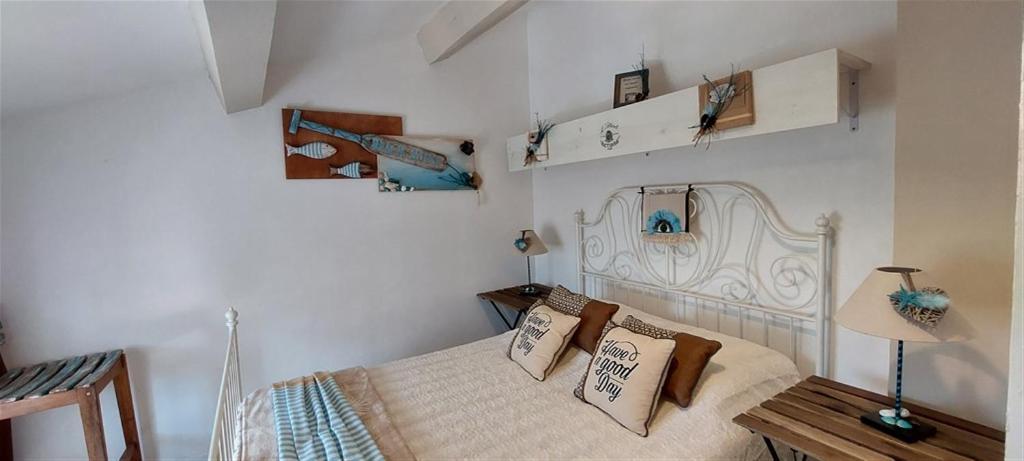 Villa T3 A 10' De Cassis - Piscine Privee Et Cuisine D'Ete Exterieure Carnoux-en-Provence المظهر الخارجي الصورة